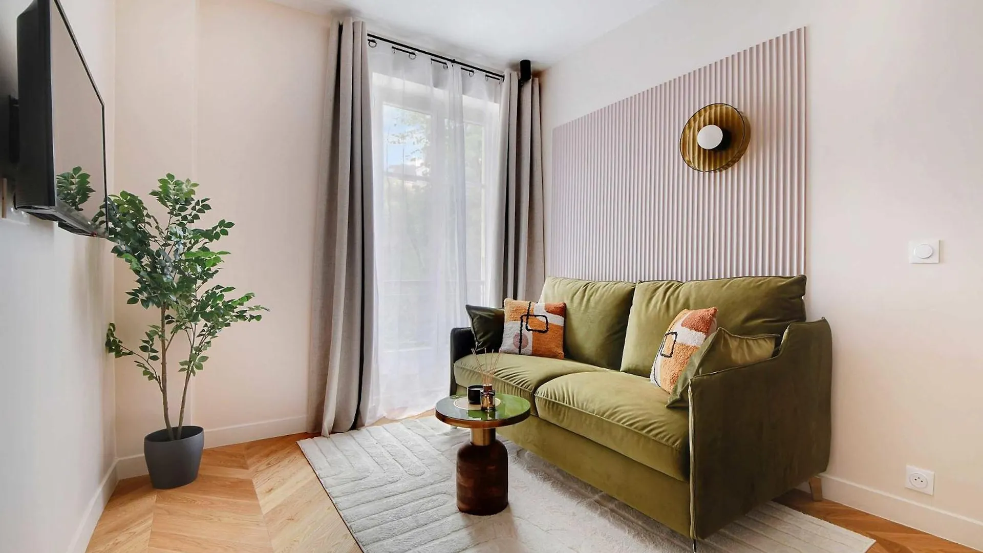 Whole House Near The Eiffel Tower Apartment Paris
