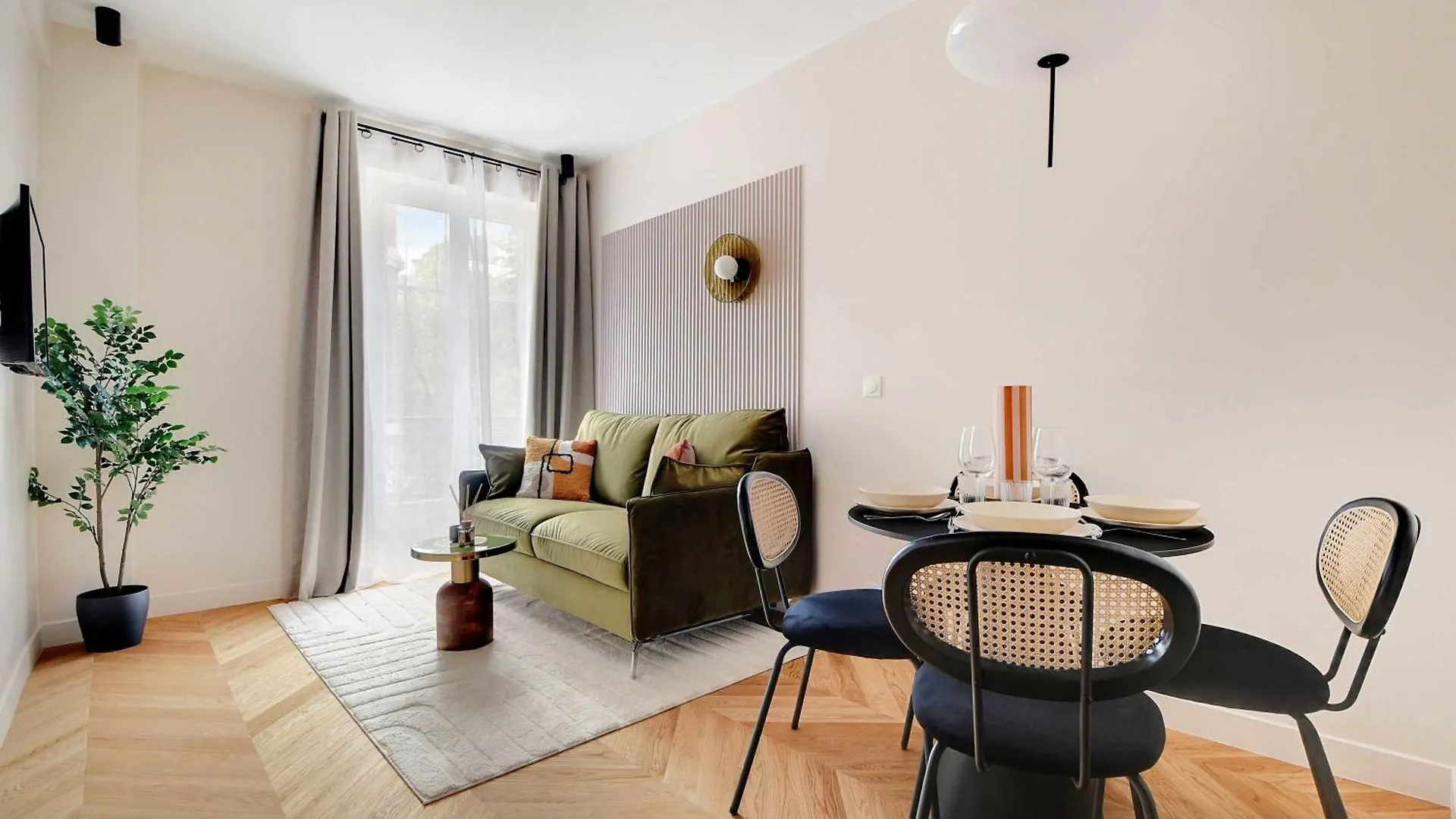 Whole House Near The Eiffel Tower Apartment Paris